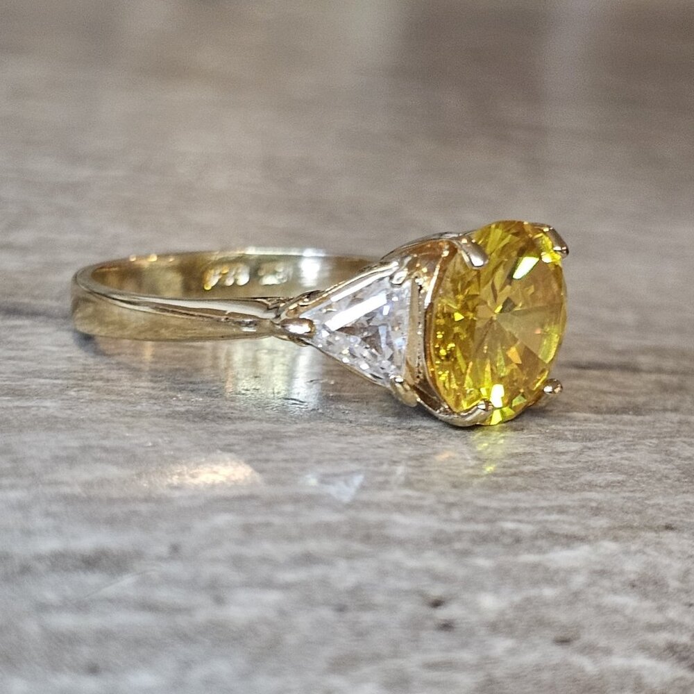 VTG 60s Yellow Cocktail Ring 18K HGE Gold Plate Rhinestone Sz 7 Round Cut - Picture 7 of 16